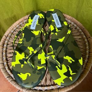 Steve Madden Flip Flops - Like New